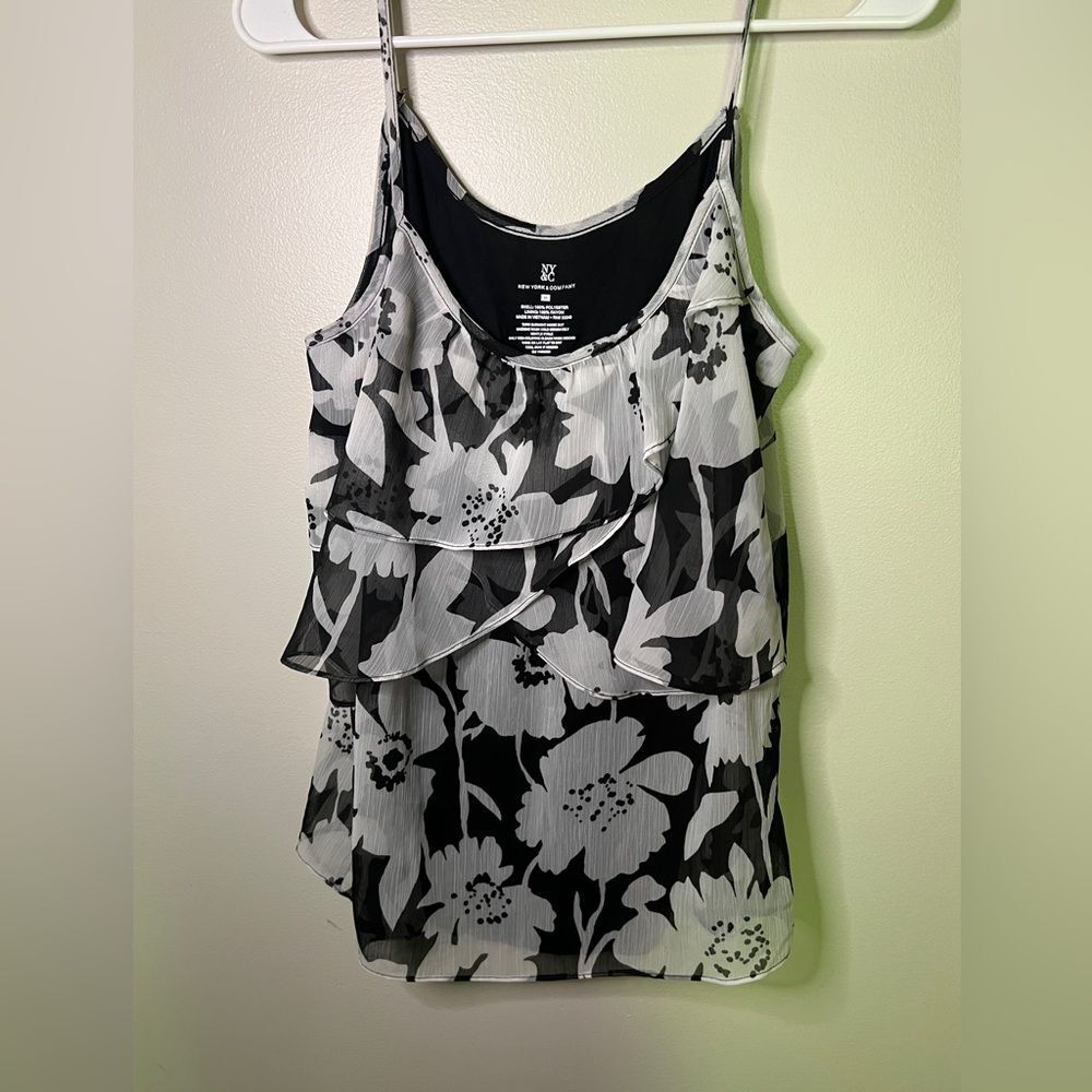 Flower tank size M spagetti strap flower flowy vacation womens beach tropical